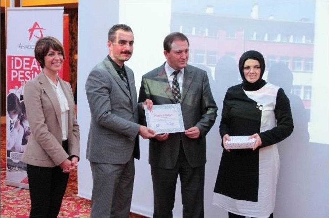 &ldquo;sosyal Girişimci&rdquo; &Ouml;ğretmenler &Ouml;d&uuml;llendirildi