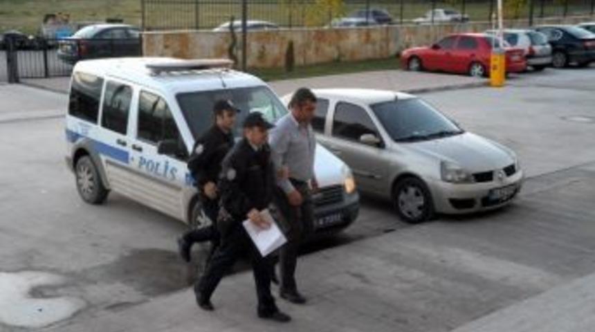 Uşak&rsquo;ta Alkoll&uuml; Tır S&uuml;r&uuml;c&uuml;s&uuml; Korku Dolu Anlar Yaşattı