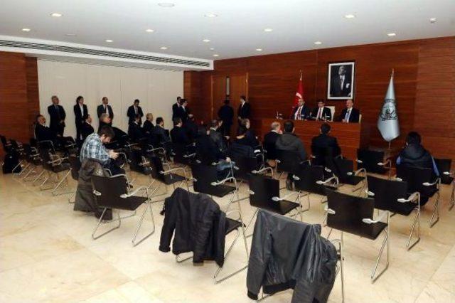 BAŞBAKAN DAVUTOĞLU: ELİNDE BİR DELİL VARSA &Ccedil;IKSIN ORTAYA S&Ouml;YLESİN 3