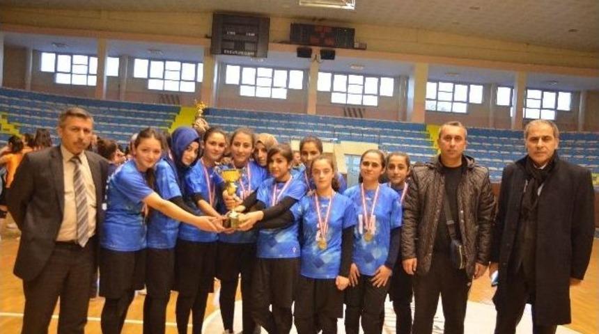 Filede Şampiyon Oltu