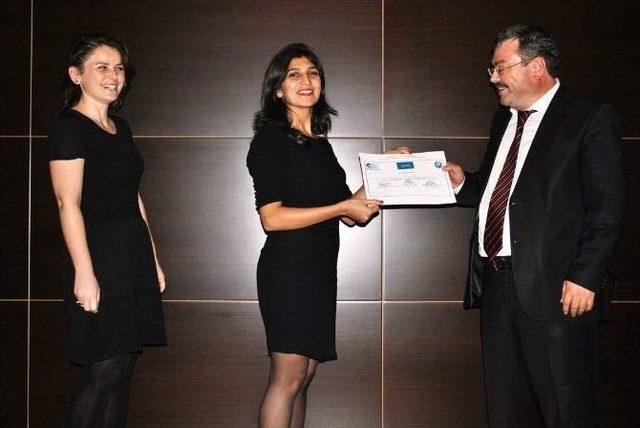 Uygulamalı Girişimcilik Eğitimi&rsquo;ne Katılanlara Sertifikaları Verildi 1