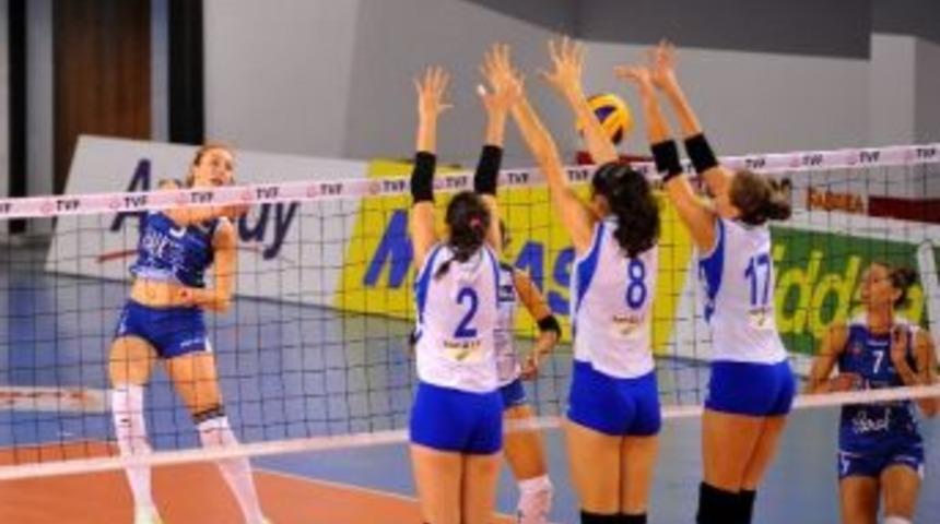 Halkbanklı Bayanların Konuğu Ordu Telekom