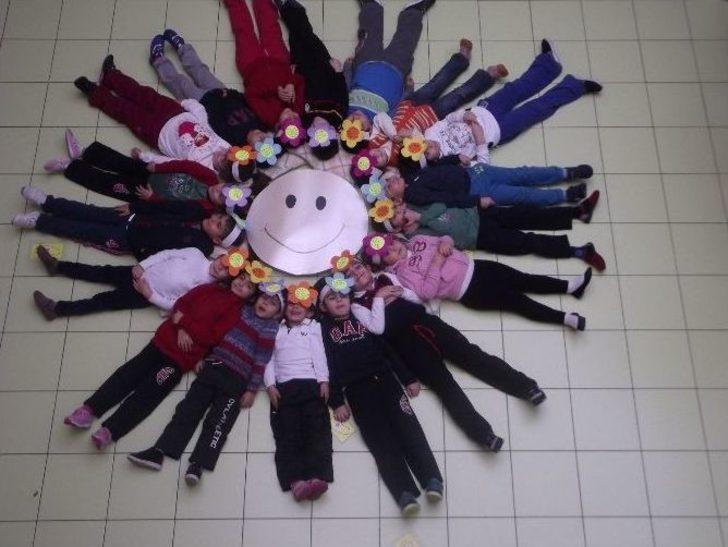 Minik Gkv’lilerden Net Mesaj: “her Çocuk Haklarıyla Doğar” G3