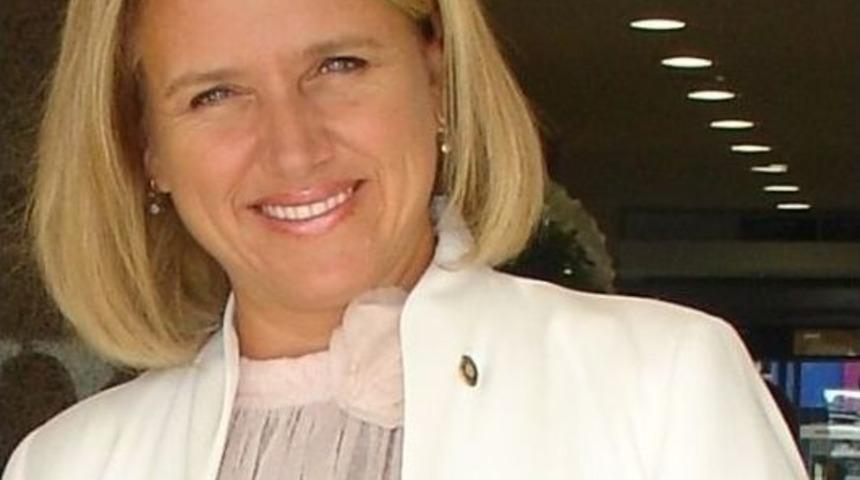 Turizmci Dilek Ara&ccedil;&rsquo;tan &Ouml;nemli &Ccedil;ağrı!