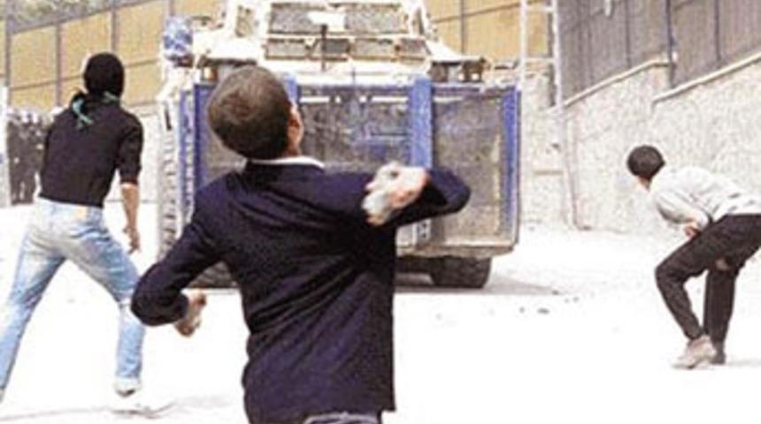 14 yaşındaki &ccedil;ocuğa 10 yıl hapis