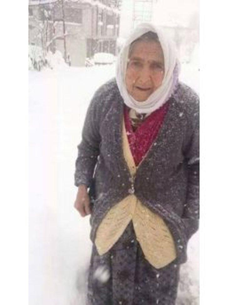 80 Yaşındaki Kadın Kayıp