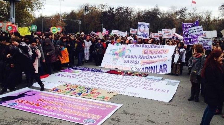 Başkent&rsquo;te &lsquo;kadına Şiddete Hayır&rsquo; Eylemi