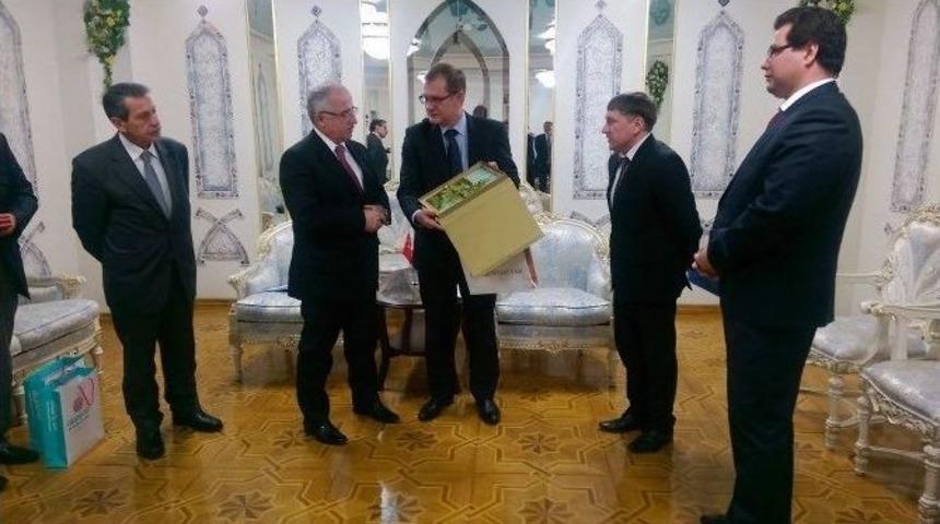 Vali Tuna Başkurdistan’da Ziyaretlerde Bulundu