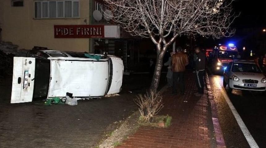 Takla Atan Otomobilden Sağ &Ccedil;ıktılar