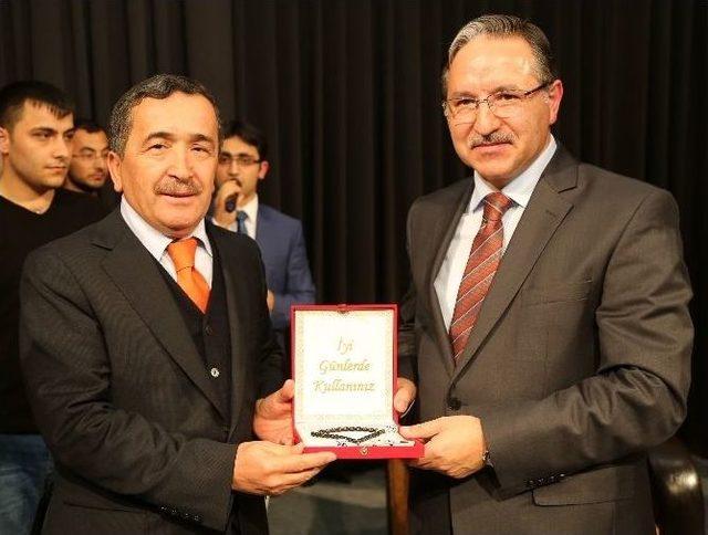 Prof. Dr. Karataş, Mutlu Aileyi Anlattı 2