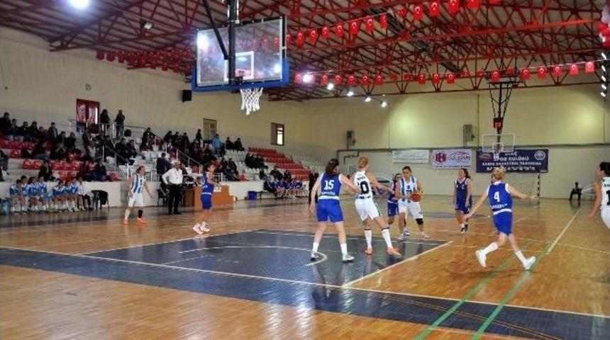 Mudanya Din&ccedil;spor Evinde Aslan