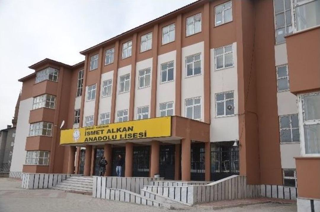 (&ouml;zel Haber) Y&uuml;ksekova&rsquo;nın Eğitim &lsquo;yıldız&rsquo;ı