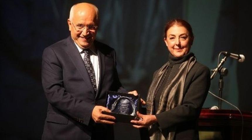 Taksav 19&rsquo;uncu Tiyatro Festivaline Start Verdi