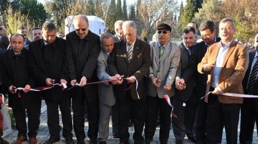 Menemen&rsquo;de Belediye Hayırseverle Elele