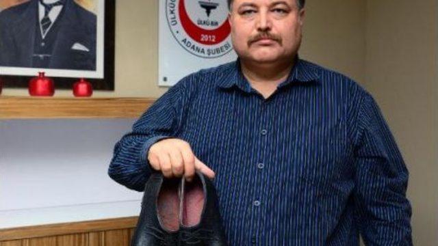 ÖĞRETMENLER GÜNÜ'NDE LASTİK AYAKKABI GİYECEKLER