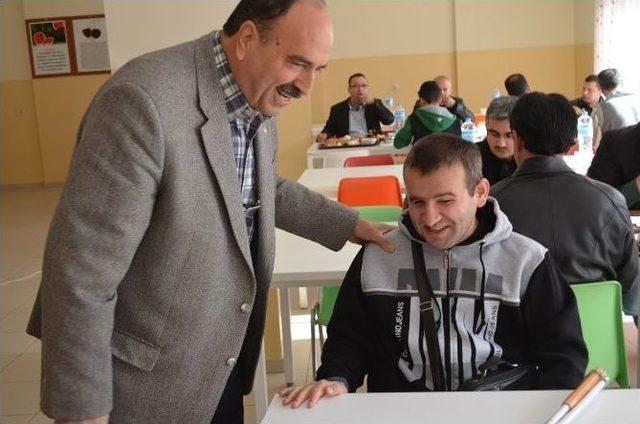 Eğitim-bir-sen &Uuml;yeleri Kahvaltıda Buluştu 1