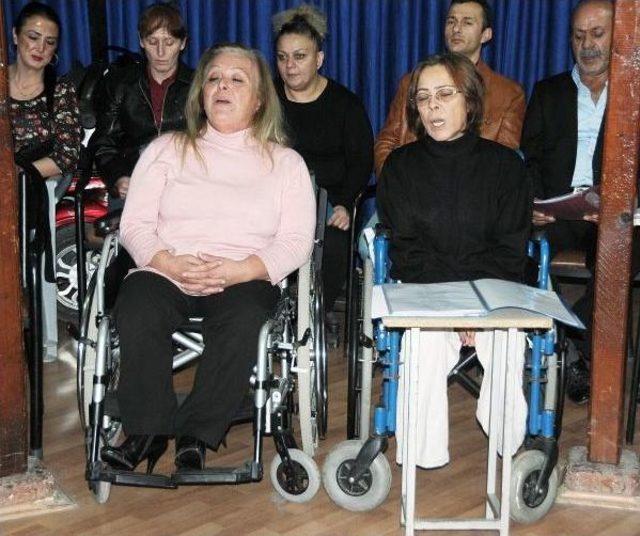 ENGELLİ VE YAKINLARINDAN OLUŞAN KORO, 4 ÜNCÜ KONSERE HAZIRLANIYOR 1