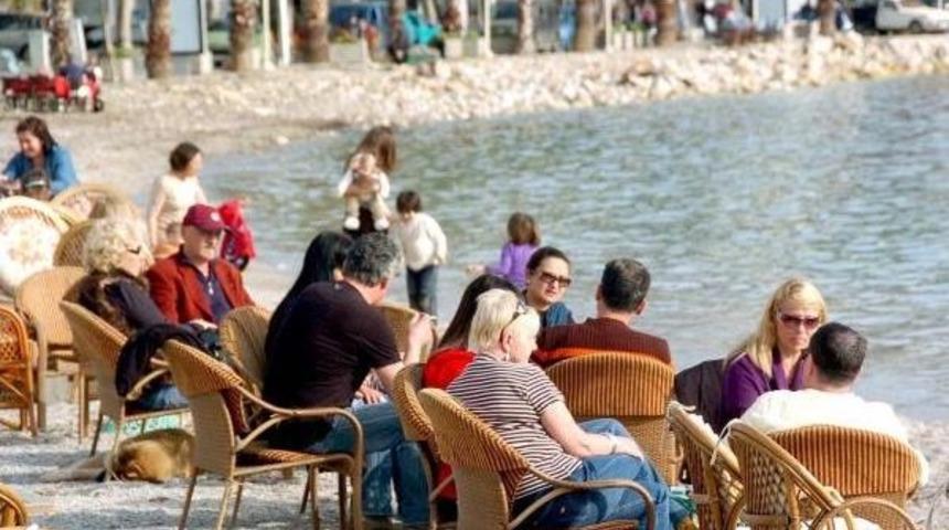 BODRUM'DA G&Uuml;NEŞ VE DENİZ KEYFİ