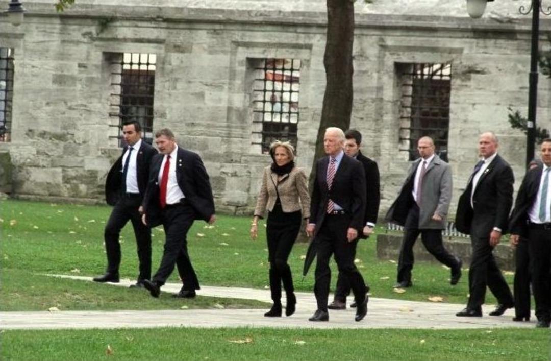 Biden S&uuml;leymaniye Camii&rsquo;ni Ziyaret Ediyor