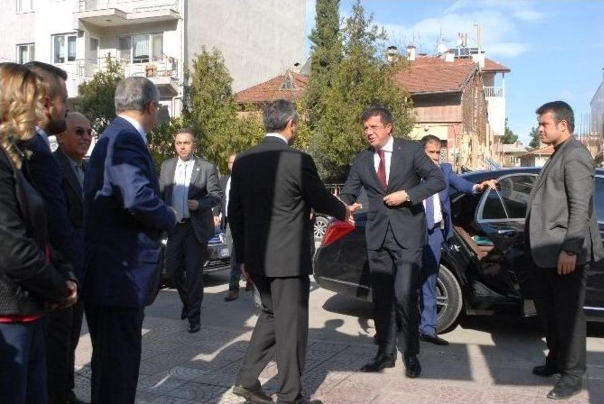 Ekonomi Bakanı Zeybekci Burdur&rsquo;da