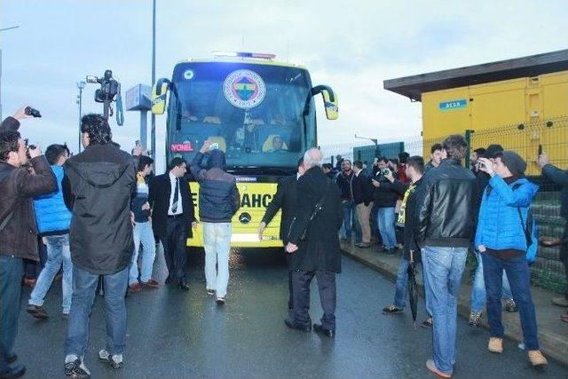 Volkan Demirel’e Yalova’da Sevgi Seli 1