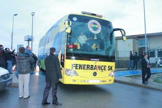 Volkan Demirel’e Yalova’da Sevgi Seli 2