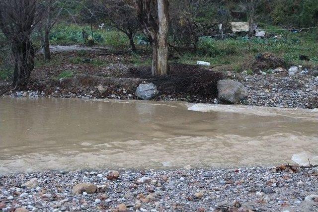 Karadeniz Çamura Bulandı 3