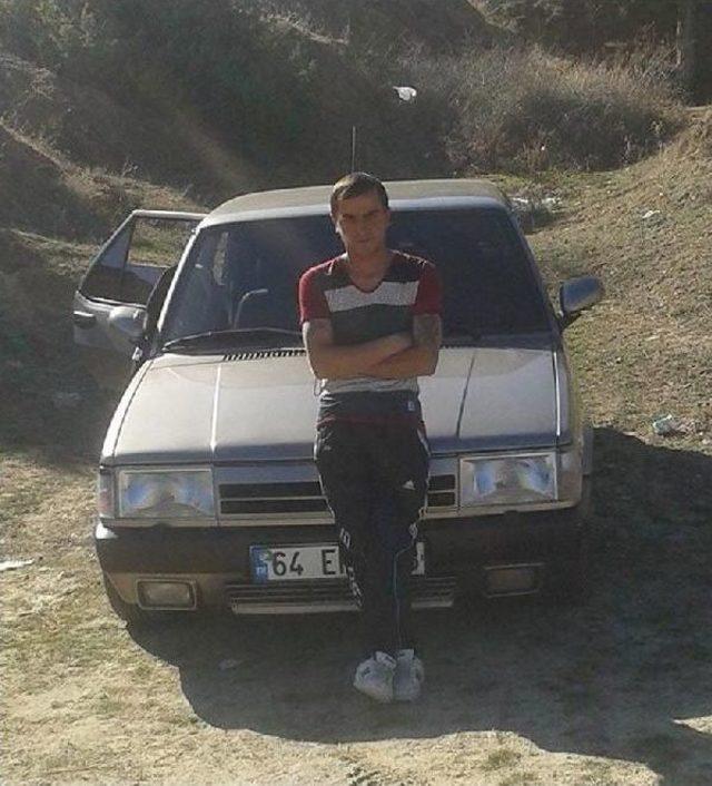 EMANET OTOMOBİLLE KAZA YAPTI, GELEN KUZENİNİ BI&Ccedil;AKLA &Ouml;LD&Uuml;RD&Uuml; 2