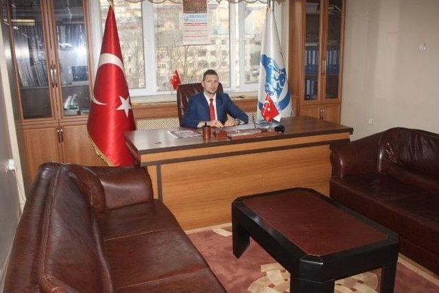 Bayburt Ülkü Ocaklarında Bayrak Değişimi