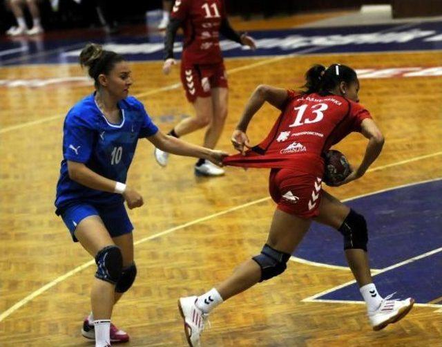 İZMİR BELEDİYESPOR-GORODDNİCHANKA: 20-30