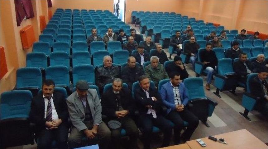 Kelkitli &Ccedil;ift&ccedil;ilere Suni Tohumlama Ve Buzağı Bakım Semineri