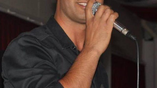 AYDINLATMA DİREĞİNİ DEVİREN OTOMOBİL TAKLA ATTI: 1 ÖLÜ