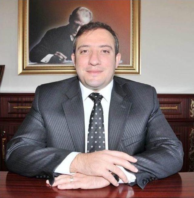 KAYMAKAMDAN PERSONELİNE 1000 LİRALIK TAZMİNAT DAVASI 1