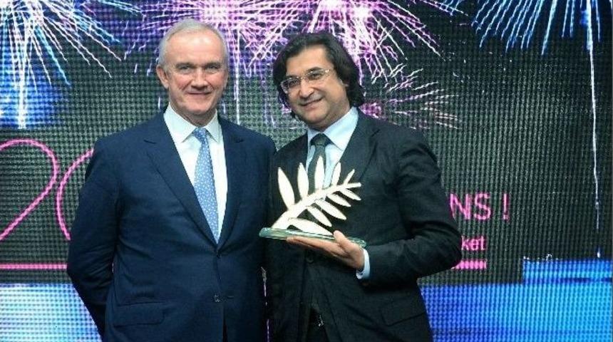 Armada Avm&rsquo;ye B&uuml;y&uuml;k &Ouml;d&uuml;l