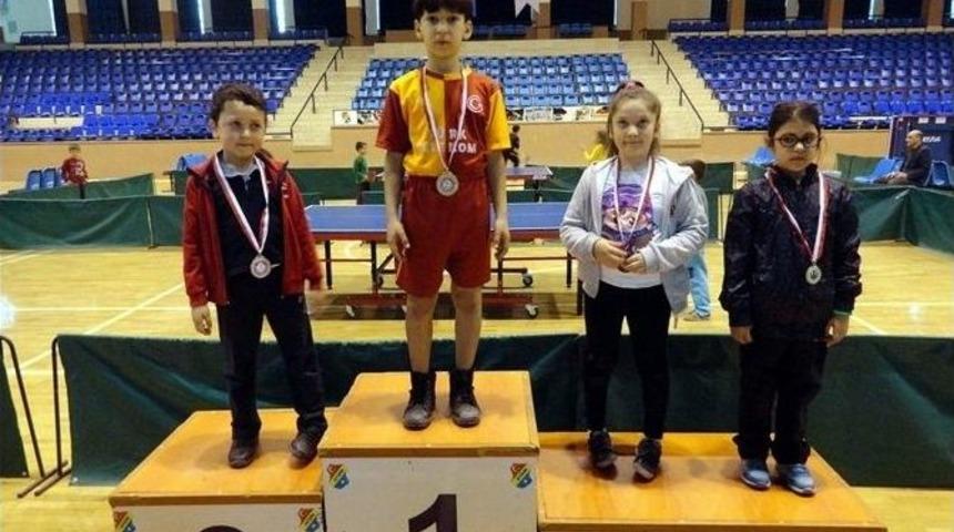 Aydın &Ouml;ğrenciler &Ouml;ğretmenleri İ&ccedil;in Yarıştı