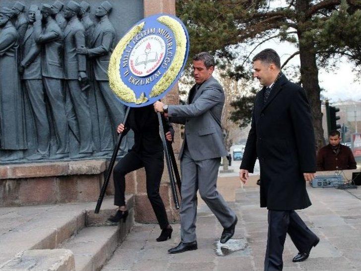 (özel Haber) Öğrencilerinin Üşüyen Ellerini Ovuşturarak Isıtmaya Çalıştı G5