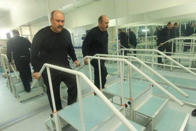 Palandöken Devlet Hastanesi’ne Tam Donanımlı Fizik Tedavi Merkezi Açıldı