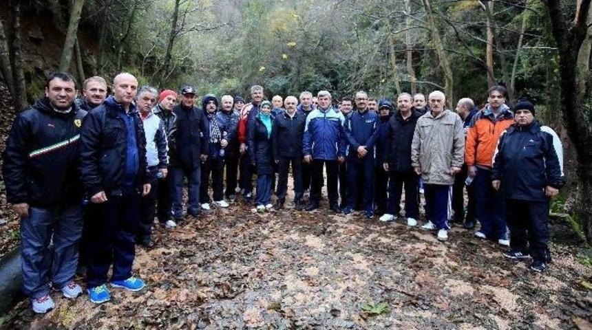 Başkan Bu Kez &Ouml;ğretmenlerle Y&uuml;r&uuml;d&uuml;