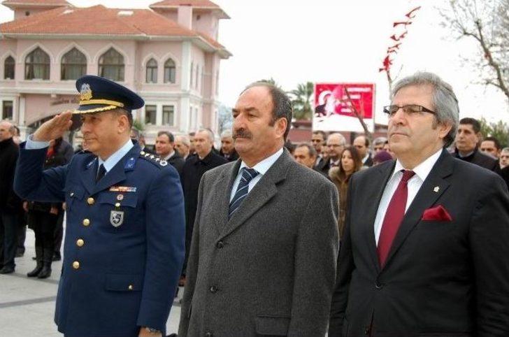 Bandırma’da Öğretmenler Günü Kutlaması G1