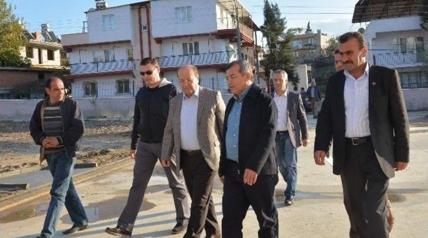 Başkan &Ouml;zakcan, Yenik&ouml;y Mahallesini Ziyaret Etti