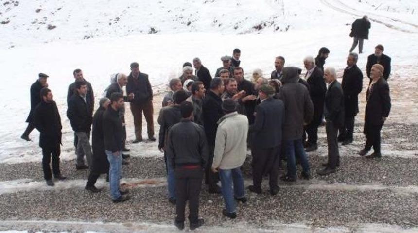 &Ccedil;ELİKHAN&rsquo;DA SU EYLEMİ