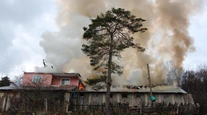 SAMANLAR TUTUŞTU, EV VE AHIR YANDI