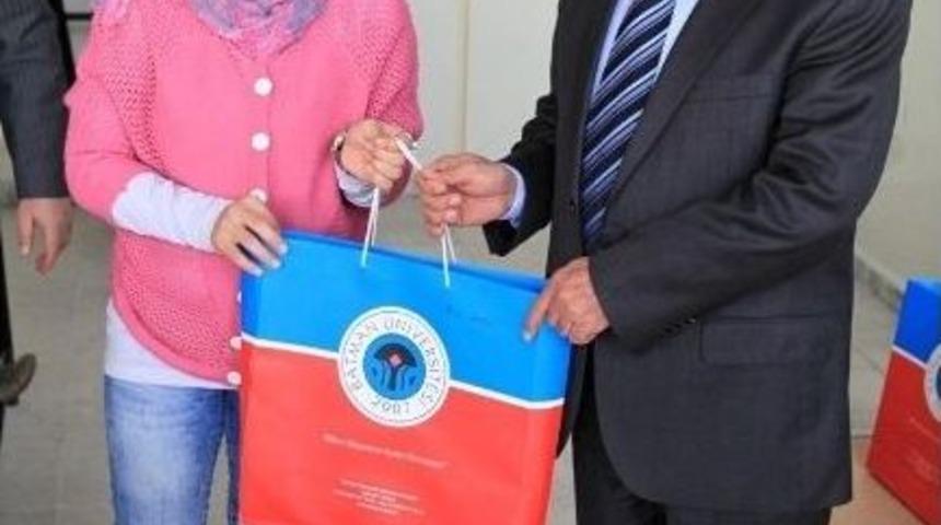 Batman &Uuml;niversitesi&rsquo;nden Yabancı Uyruklu &Ouml;ğrencilere &Uuml;cretsiz T&uuml;rk&ccedil;e Kursu