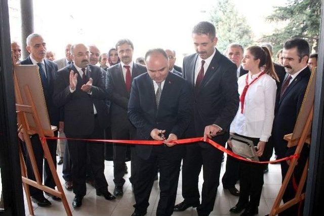 Kastamonu’da Öğretmenler Günü Kutlandı