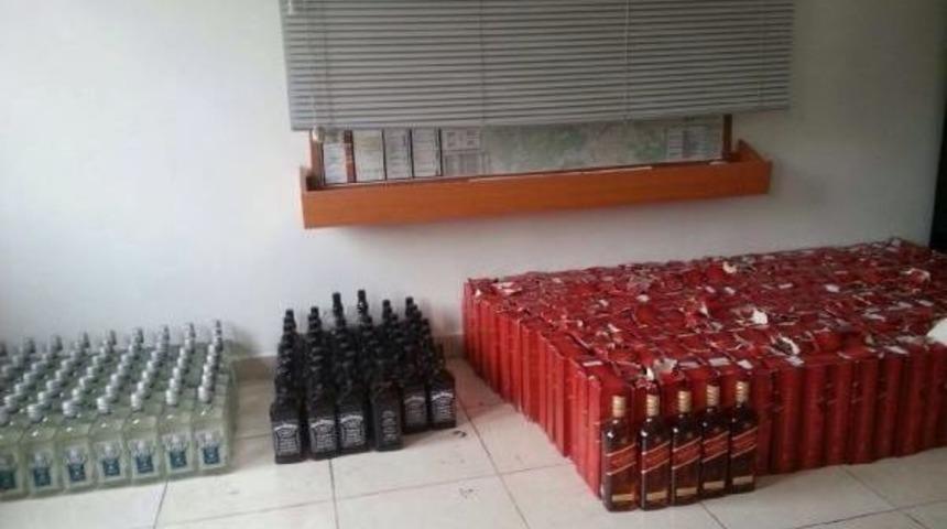 YAYLADAĞI'NDA 1070 ŞİŞE KA&Ccedil;AK İ&Ccedil;Kİ ELE GE&Ccedil;İRİLDİ