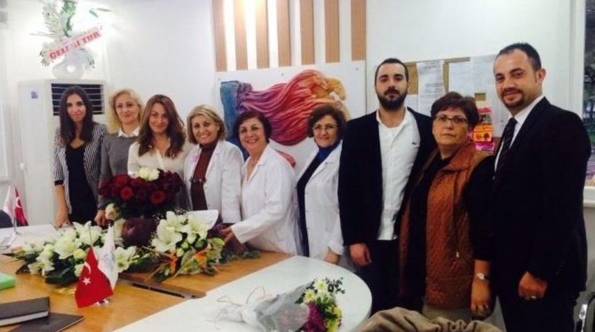 D&uuml;nyag&ouml;z&rsquo;den &Ouml;ğretmenlere Jest