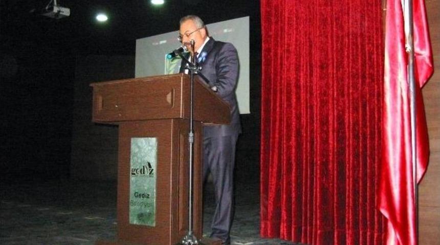 Gediz&rsquo;de 24 Kasım &Ouml;ğretmenler G&uuml;n&uuml; T&ouml;renle Kutlandı