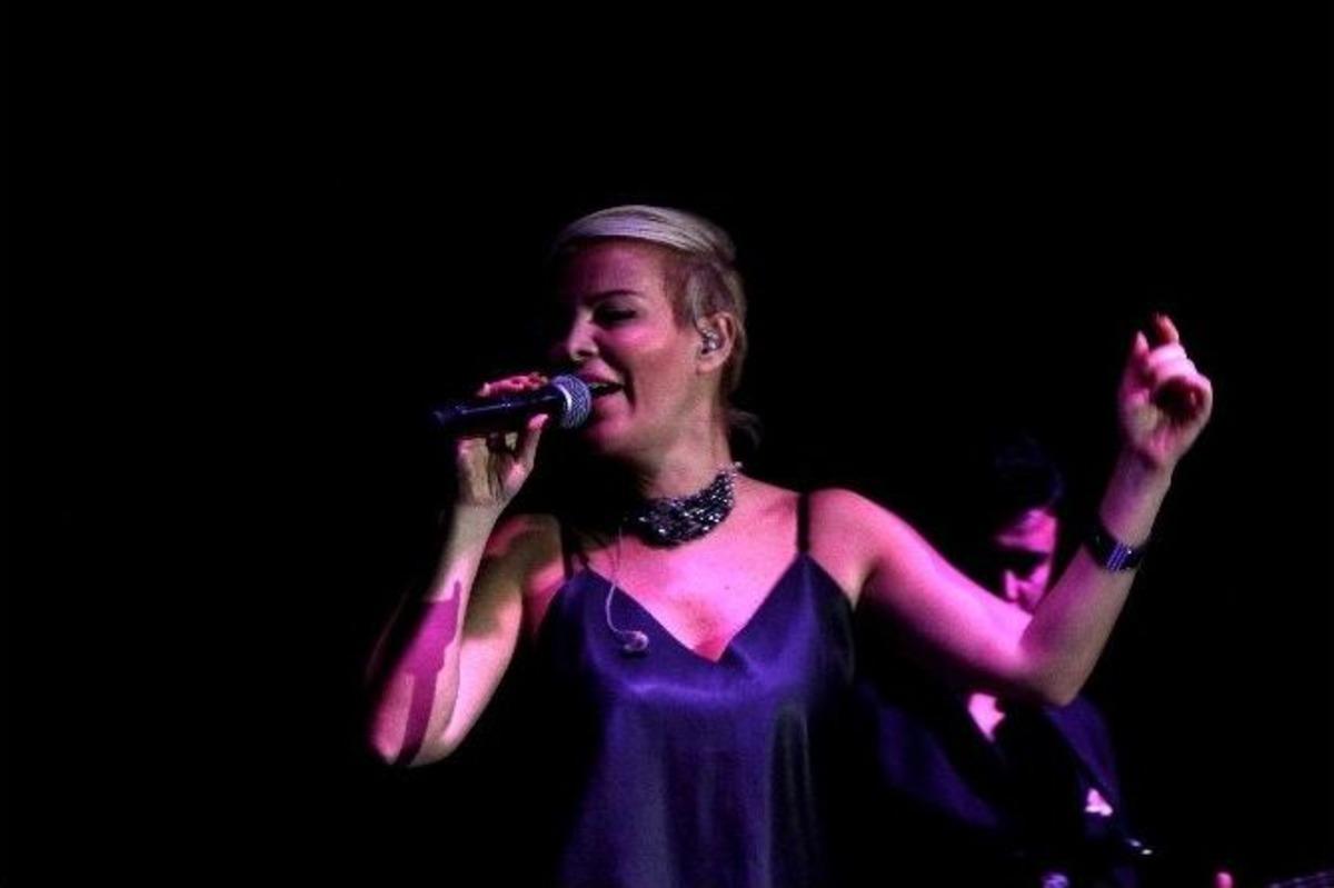 &Ouml;m&uuml;r Gedik&rsquo;ten &Ouml;ğretmenler G&uuml;n&uuml;ne &Ouml;zel Konser