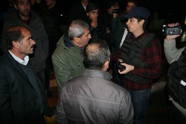 Dbp’lilerin Meşaleli Yürüyüşüne Polis İzin Vermedi 1