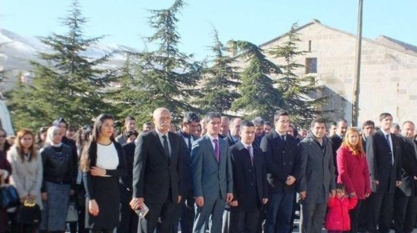 Ulukışla&rsquo;da &Ouml;ğretmenler G&uuml;n&uuml; Kutlandı